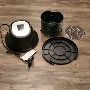 Instant Pot Air Fryer Lid and accessories